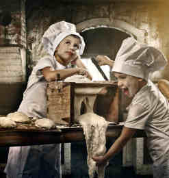 童趣摄影艺术「人小志气高」的面包品牌年历摄影
